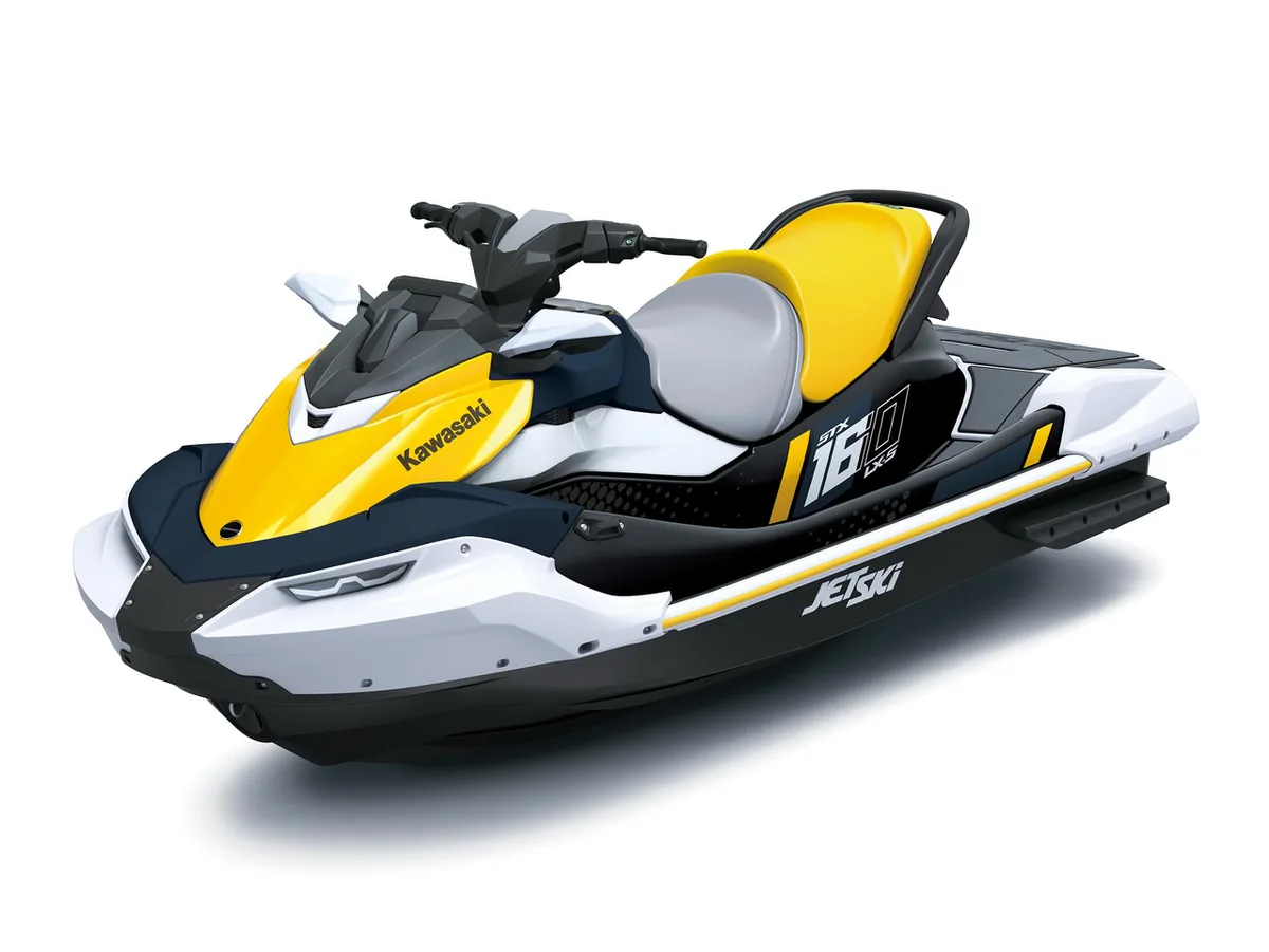 Motor marítimo NA de quatro cilindros em linha de 1.498 cm³ e 160 cv